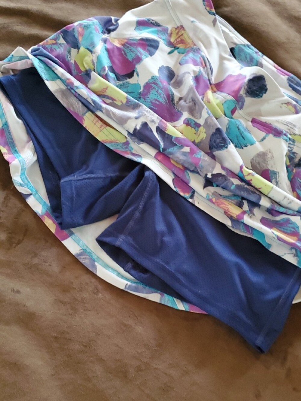 TITLE NINE Floral Diamalete Performance Skort - Picture 6 of 9